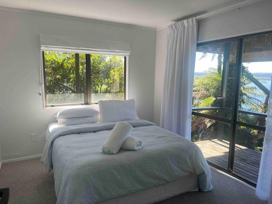 Villa Breathtaking Views à Lac Lac Taupo Extérieur photo